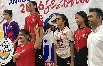 Siirtli Güreşçi Fatma Aşkara Türkiye Şampiyonu Oldu