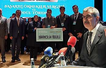 Siirtli Öğrenci Onur Çakır'ın Projesi Türkiye Birincisi Oldu