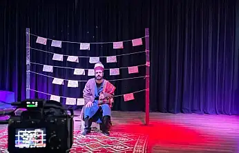 Siirtli Öğretmen Mersin'de ''En İyi Erkek Oyuncu'' Seçildi