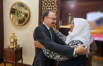 Vali Kızılkaya, şehit yakınlarını makamında ağırladı