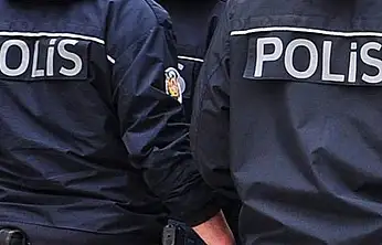 Van'da Görevli Polis Memurunun Aracı Siirt Baykan'da Durduruldu: 16,3 Kilo Esrar Bulundu