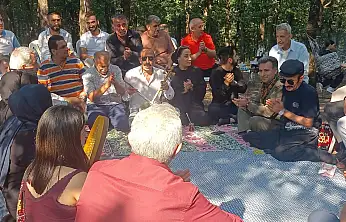 Yüzlerce Eruhlu İstanbul'daki Geleneksel Piknikte Buluştu