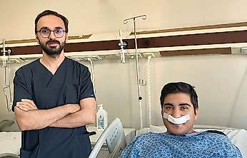 Yüzlerce Kilometre Yol Geldi! İzmir'den Kurtalan'a Tedavi İçin Başvurdu