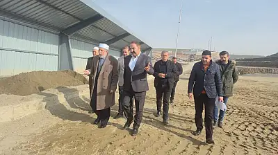 Siirtli Kanaat Önderi Şeyh Muiniddin Aydın'dan Asfalt Plenti Ziyareti