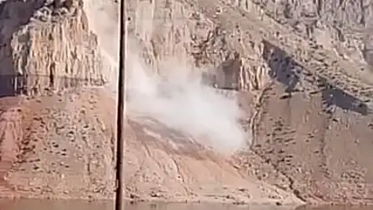 Siirt'te kayalık alanda çökme meydana geldi