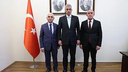 AK Parti Siirt Heyetinden Sağlık Bakanı Memişoğlu'na Ziyaret