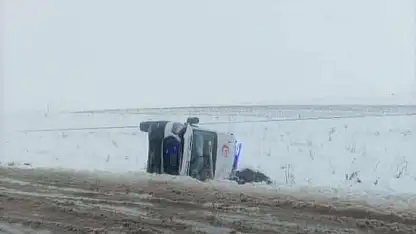 Diyarbakır'da Ambulans Devrildi: 3 Sağlık Görevlisi Yaralandı