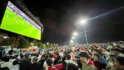 Siirt Valiliğine Talimat Gönderildi: Milli Maç İçin Dev Ekran Kurulması Yasaklandı