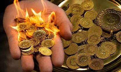 Altın Fiyatlarında Dikkat Çeken Hareketlilik! Gram ve Cumhuriyet Altını Bir Ayda Rekor Seviyelere Yaklaştı