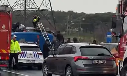 Cezaevi Nakil Aracı Devrildi: 6'sı Jandarma 19 Kişi Yaralandı