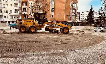 Siirt Belediyesinden otoparklarda yağış sonrası onarım çalışması