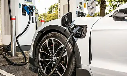 Siirt'te Elektrikli Araç Şarj Ücretleri Güncellendi: AC ve DC Fiyatlar Arasında Dikkat Çeken Fark