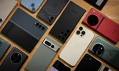 Türkiye'de Telefon Fiyatları El Yakıyor! İşte Kasım 2025'in En Pahalı Akıllı Telefonları