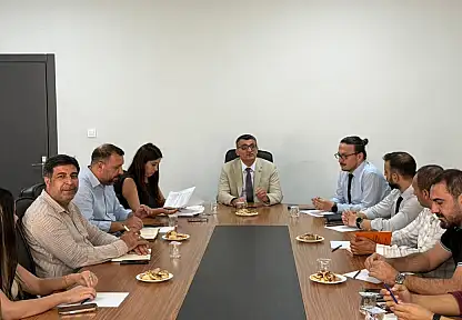 Siirt'te Sağlık Yönetimi Zirvesi: ''Sağlıkta Değişim ve Güç Birliği'' Adımı