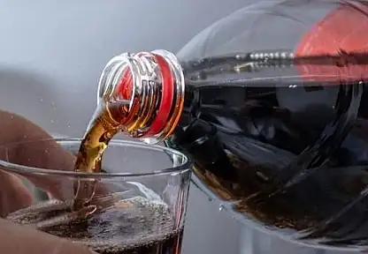 Kola Tüketimi Doğurganlık İçin Risk Taşıyor: Erkeklerde Sperm Azalıyor, Kadınlarda Erken Doğum Tehlikesi