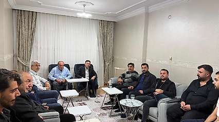 AK Parti Siirt Teşkilatından Tanık Ailesine Hane Ziyareti