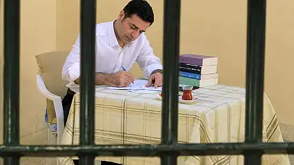 Demirtaş Çerçeve Yasadan Yararlanacak Mı? Bakan Gürlek'ten Dikkat Çeken Açıklama