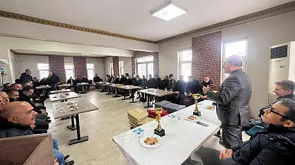 Eruh'ta kurumlar sahada buluştu: Dostluk kazandı