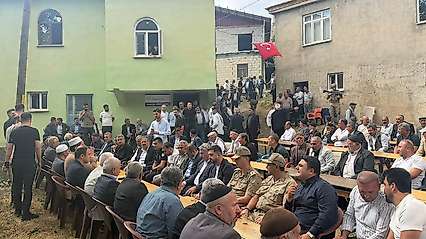 İstanbul'da 1 Kişinin Hayatını Kaybettiği Olay Sonrası Siirt Şirvan'da Barış Sağlandı