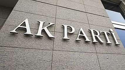 PKK'nin Türkiye'den çekilme kararına AK Parti'den ilk açıklama