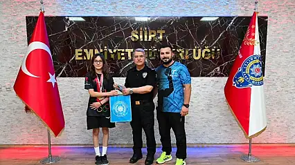 Siirt Emniyet Müdürü Özdemir Türkiye Boks Şampiyonu Hiranur Yıldız'ı Konuk Etti