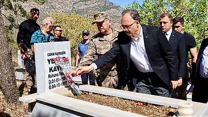 Siirt Şirvan'da 37 şehit dualarla anıldı