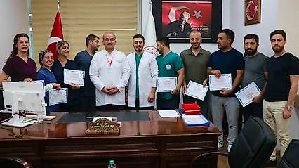 Siirt'te Bir İlk Gerçekleşti: Başhekim Yolbaş'tan Başarılı Ekibe Teşekkür