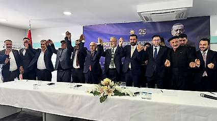 Siirt'te Çelik Ailesi DEVA Partisinden AK Parti'ye Geçti