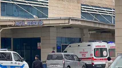 Siirt'te düğün konvoyunda kaza: 3 kişi yaralandı