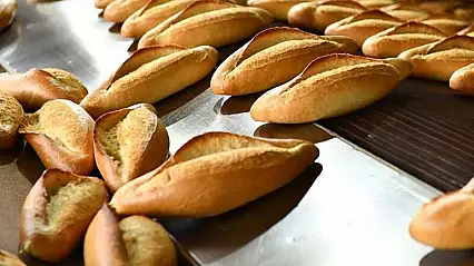 Siirt'te Ekmeğe Zam Geldi: Fiyat 15 TL'ye Yükseldi
