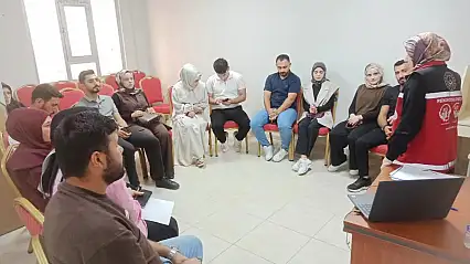 Siirt'te Evlilik Kredisi Alacak Genç Çiftlere Evlilik Öncesi Eğitim