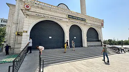 Siirt'te Fethi Serin Camii Bir Günlüğüne İbadete Kapatıldı