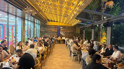 Siirt'te Görev Yapan 100 Doktor Mesleki Dayanışma İçin Bir Araya Geldi