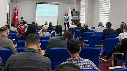 Siirt'te Kamu Personeline Sağlıklı Yaşam Eğitimi Verildi