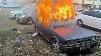 Siirt'te otomobil yakan iki çocuk ifadelerinin ardından serbest bırakıldı