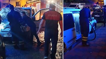 Siirt'te Park Halindeki Hafif Ticari Araçta Yangın