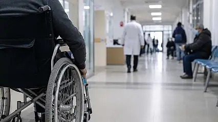 Siirt'teki Rehabilitasyon Merkezlerinden Hastane Rapor Sürecine Tepki: 'Hastalar Bir Yıla Varan Mağduriyet Yaşıyor'