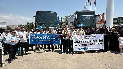 Siirt'ten 98 Kişilik Umre Kafilesi Kutsal Topraklara Yolcu Edildi