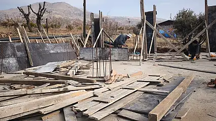 Şirvan Taşlı Köyü Ördekli Mezrasında İlk Kez Cami Yapılıyor! Köy Halkı Destek Bekliyor