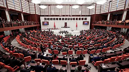 TBMM'de Sandalye Dağılımı Değişti: İşte Partilerin Yeni Milletvekili Sayıları