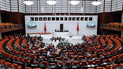 Terörsüz Türkiye Teklifi TBMM'de: Kimler Yararlanabilecek? 5 ve 10 Yıllık Erteleme Dikkat Çekti