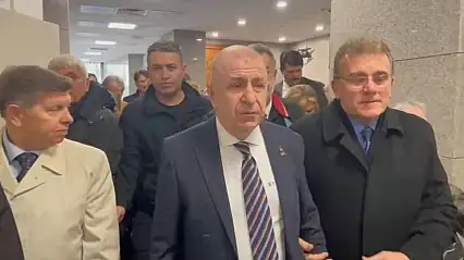 Ümit Özdağ'ın 4 Yıl Hapis Cezası İle Yargılandığı  'Cumhurbaşkanına Hakaret' Davasında Karar Çıktı