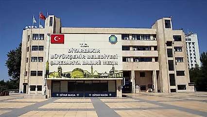 Diyarbakır Büyükşehir Belediyesi Eş Başkanlığına Emin Ay Getirildi