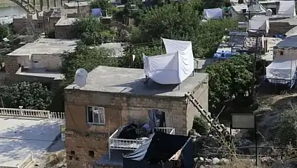 Mardin'de Damda Uyuyan 12 Yaşındaki Kız Çocuğu Silahla Yaralandı