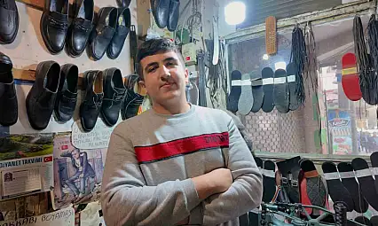 16 yaşında dükkanı devraldı, 3 buçuk metrekarede dede mesleğini sürdürüyor