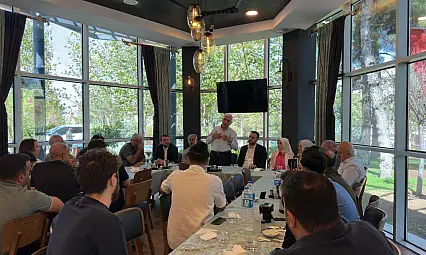 AK Parti Heyeti Siirt'te Basın İle Bir Araya Gelerek Değerlendirmelerde Bulundu!
