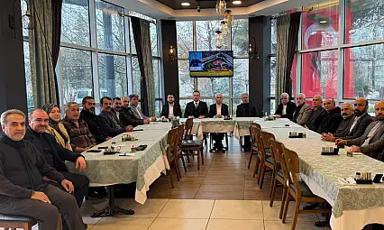 AK Parti Siirt Teşkilatı, merkez muhtarlarıyla Kızlartepesi'nde buluştu