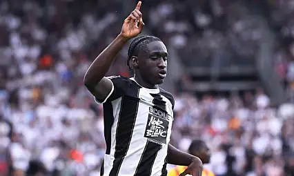 Alman basını yazdı: Fenerbahçe'de 4. transfer hamlesi, genç yıldız İstanbul yolunda