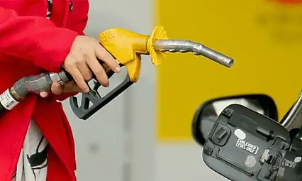 Araç sahiplerine kötü haber: Akaryakıta yeni zam geliyor