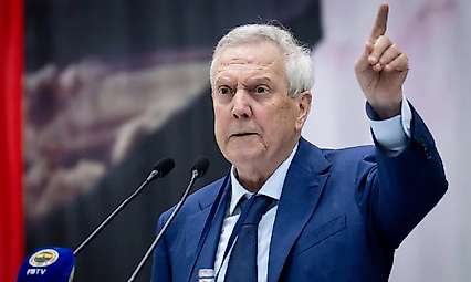 Aziz Yıldırım o isimleri hedef  alarak çok sert konuştu
